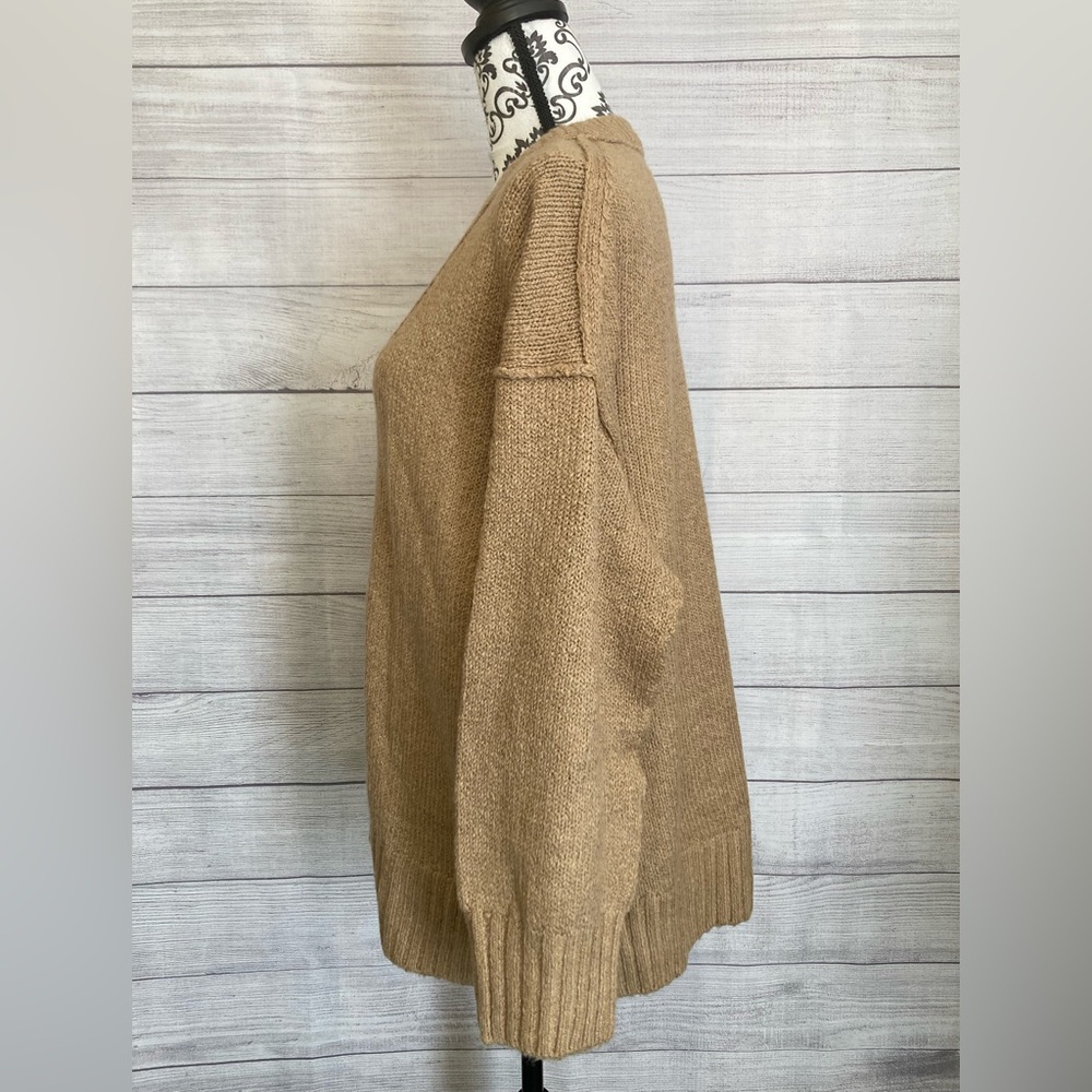 Free People | NWT Women’s Brookside Tunic Knit Sweater - Picture 5 of 9